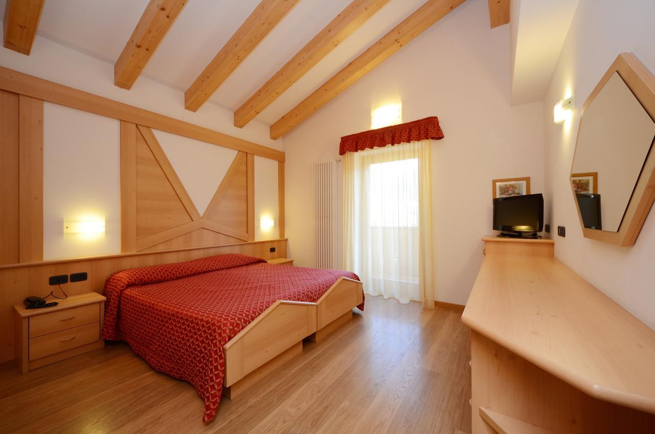 Hotel La Soldanella Moena Eksteriør bilde