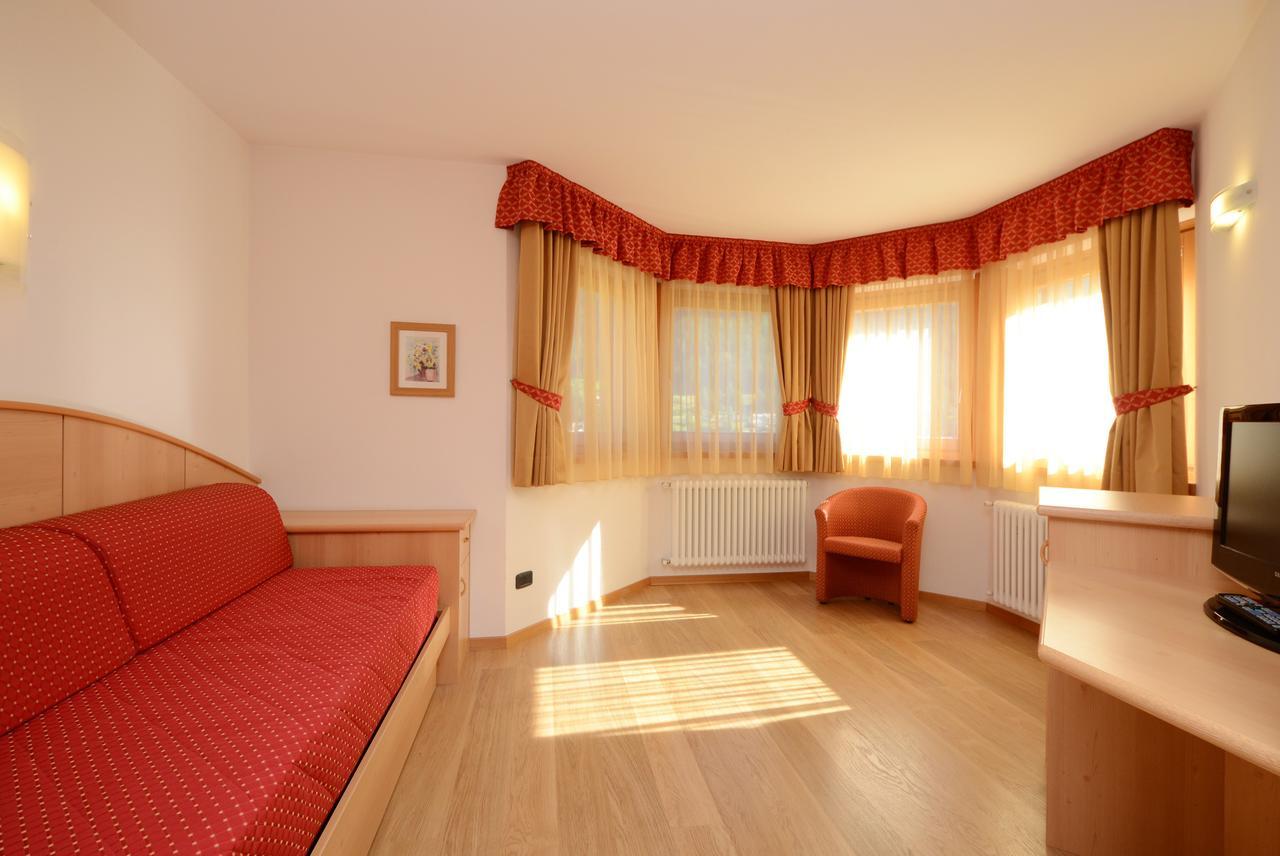 Hotel La Soldanella Moena Eksteriør bilde