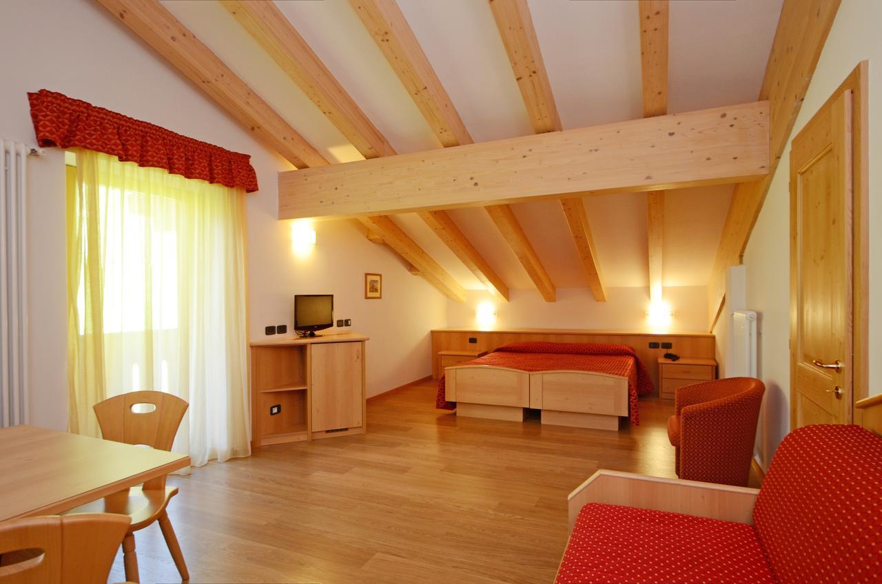 Hotel La Soldanella Moena Eksteriør bilde